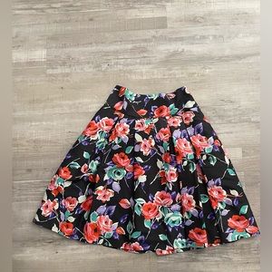 Express floral pleated skirt